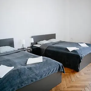rooms-with-a-beautiful-view-of-krakow.krakowhotelspoland.com/